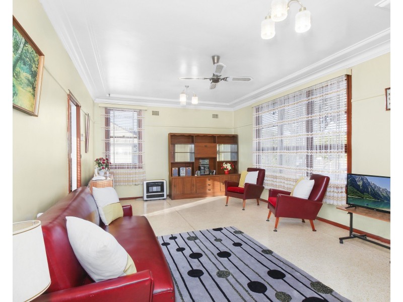 9 Macdonald Avenue, Lalor Park NSW 2147