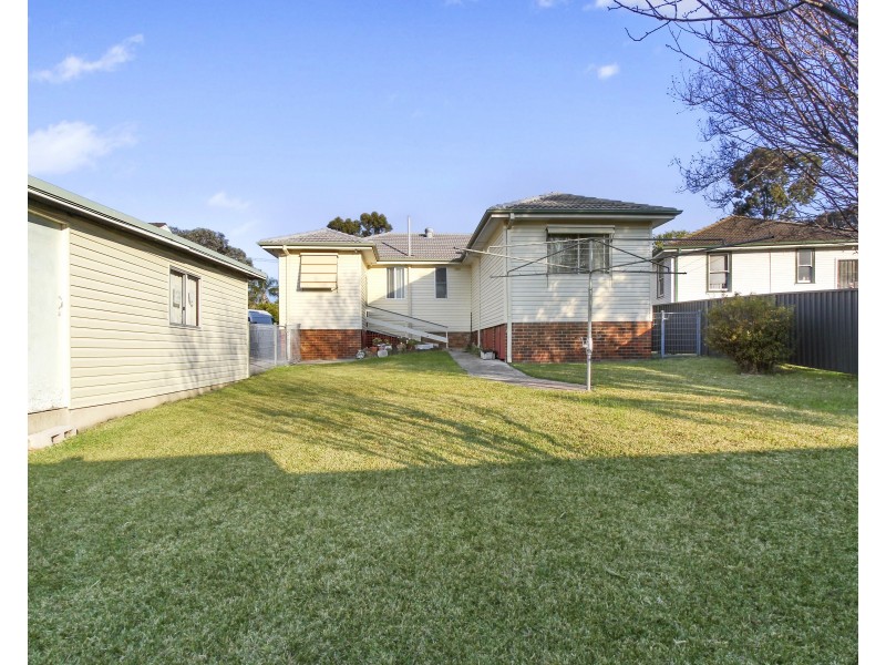9 Macdonald Avenue, Lalor Park NSW 2147