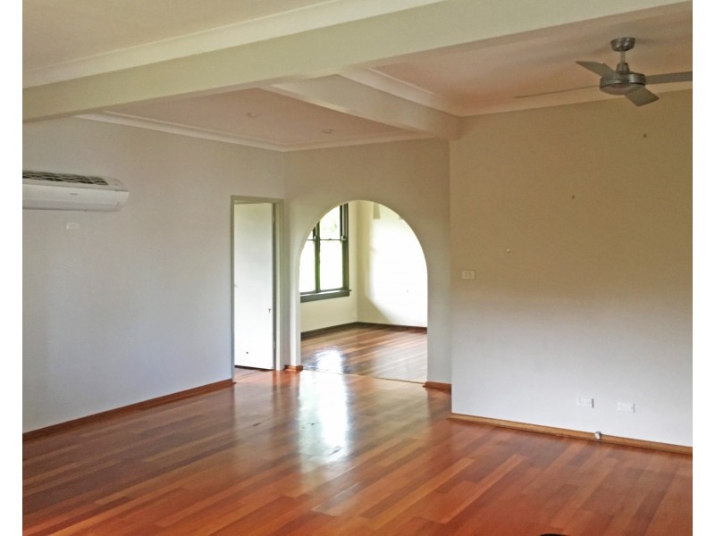 5 May Walk, Lalor Park NSW 2147