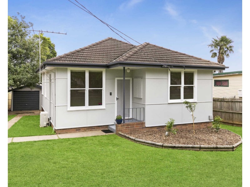5 Thomas Kelly Crescent, Lalor Park NSW 2147