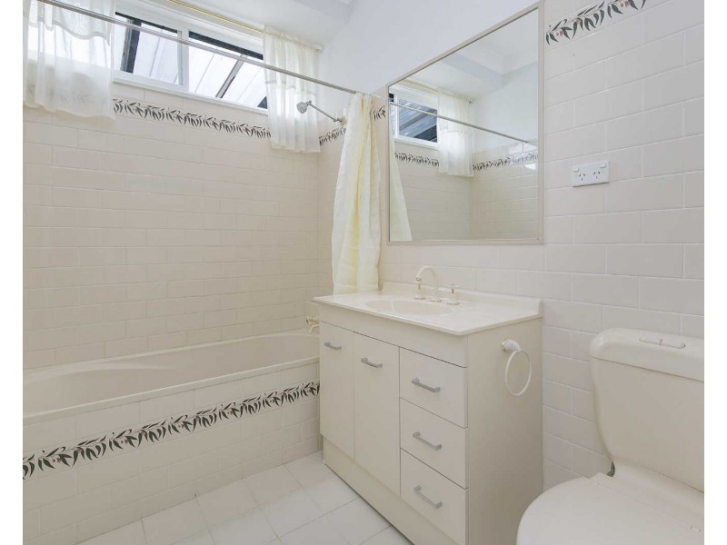 5 Thomas Kelly Crescent, Lalor Park NSW 2147