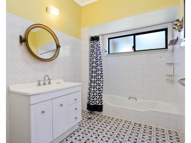 31 Abbott Road, Seven Hills NSW 2147