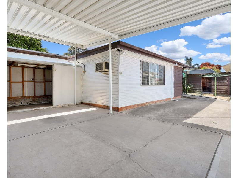 31 Abbott Road, Seven Hills NSW 2147