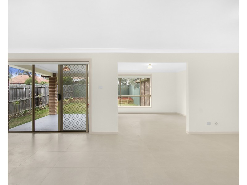 10 Seventh Avenue, Seven Hills NSW 2147