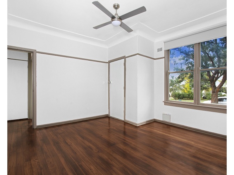 18 Hayes Street, Seven Hills NSW 2147