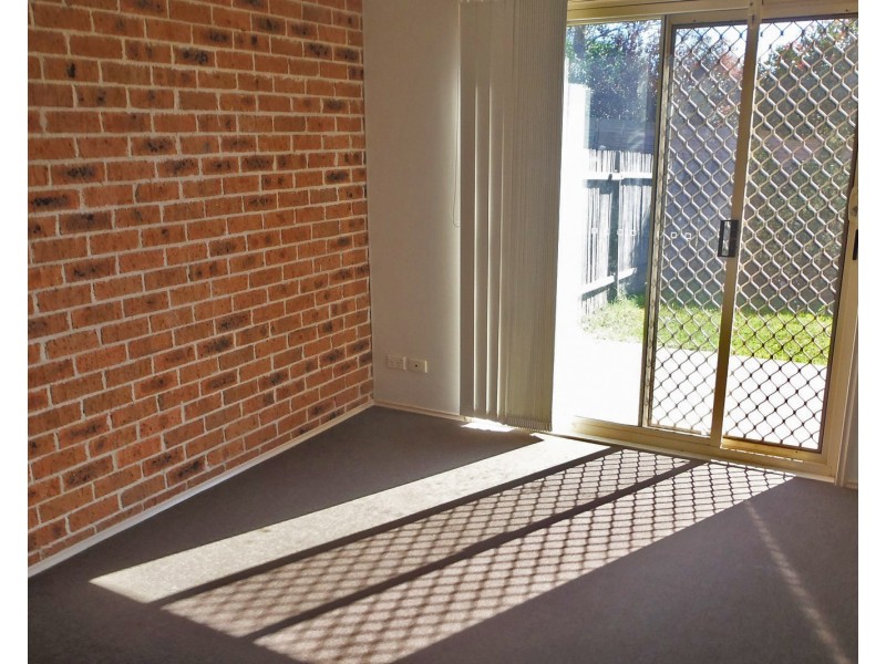 2/89 Pagoda Crescent, Quakers Hill NSW 2763