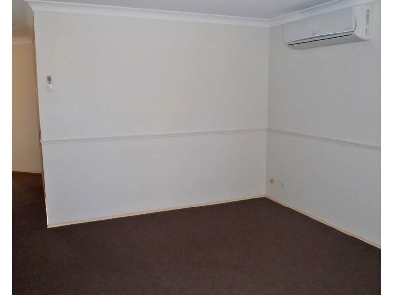 2/89 Pagoda Crescent, Quakers Hill NSW 2763