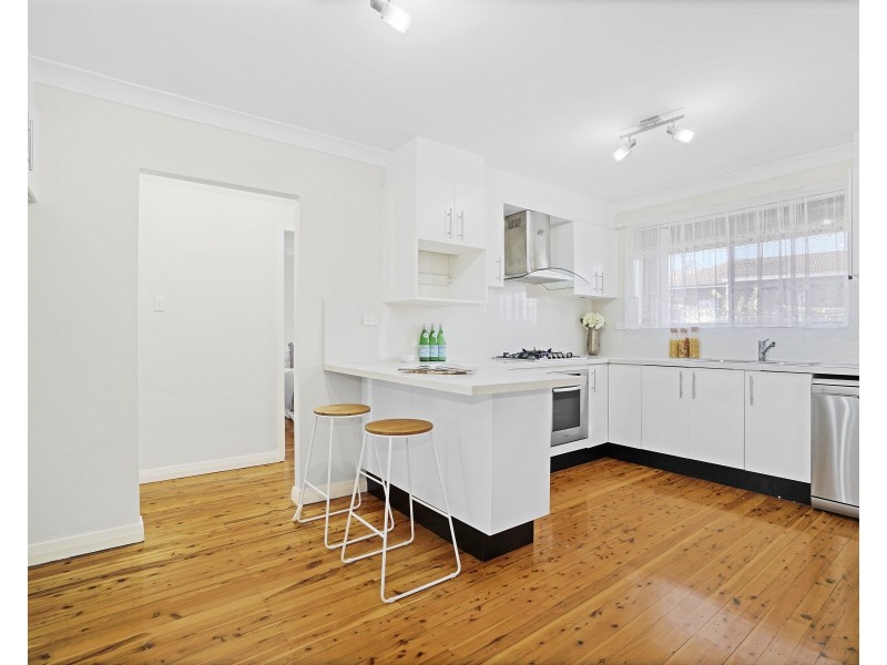 4 Roger Place, Blacktown NSW 2148