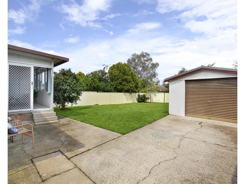 4 Hargrave Road, Lalor Park NSW 2147