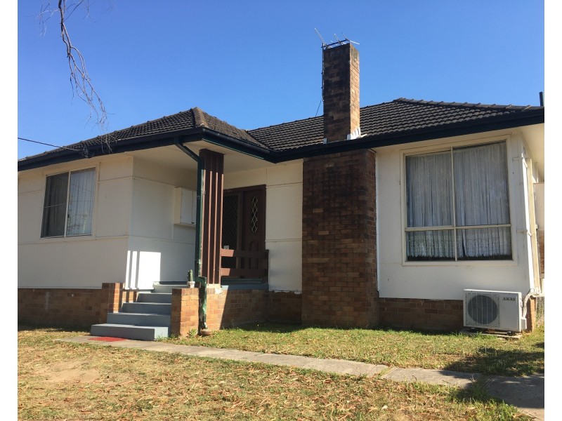 31 Rowley St, Seven Hills NSW 2147