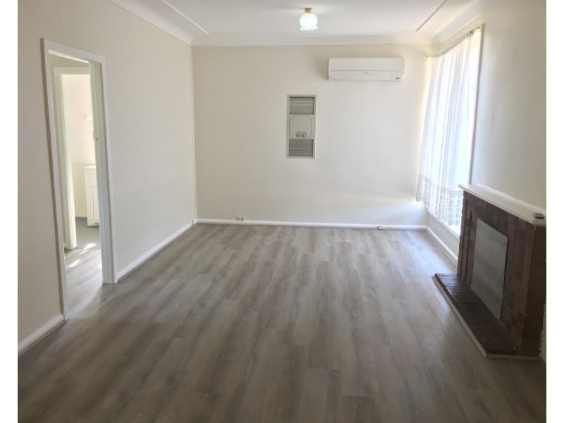 31 Rowley St, Seven Hills NSW 2147
