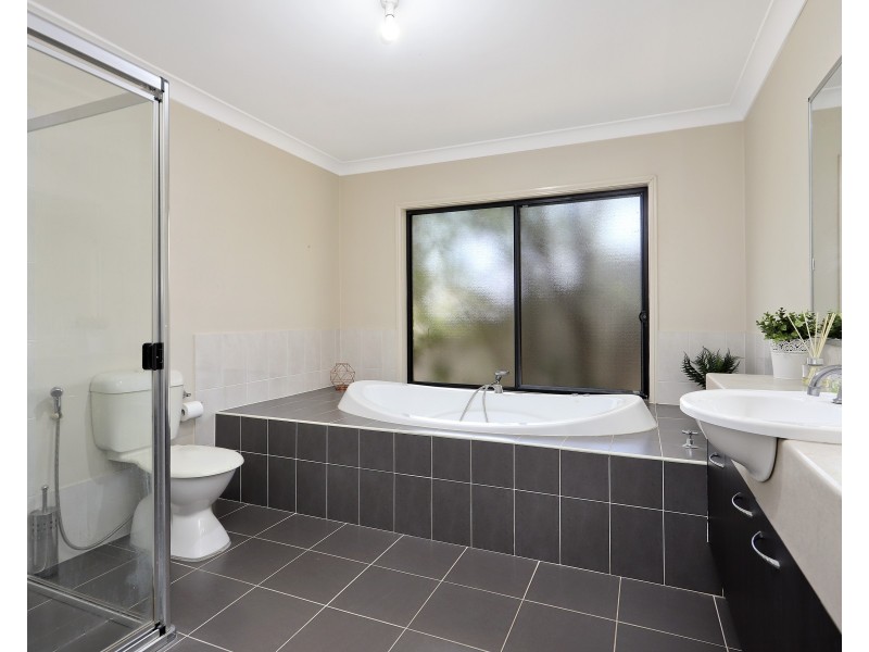 40 Kennedy Parade, Lalor Park NSW 2147