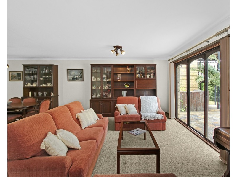 27 Columbia Road, Seven Hills NSW 2147