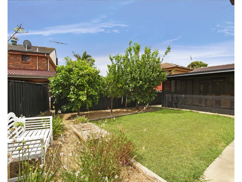 27 Columbia Road, Seven Hills NSW 2147