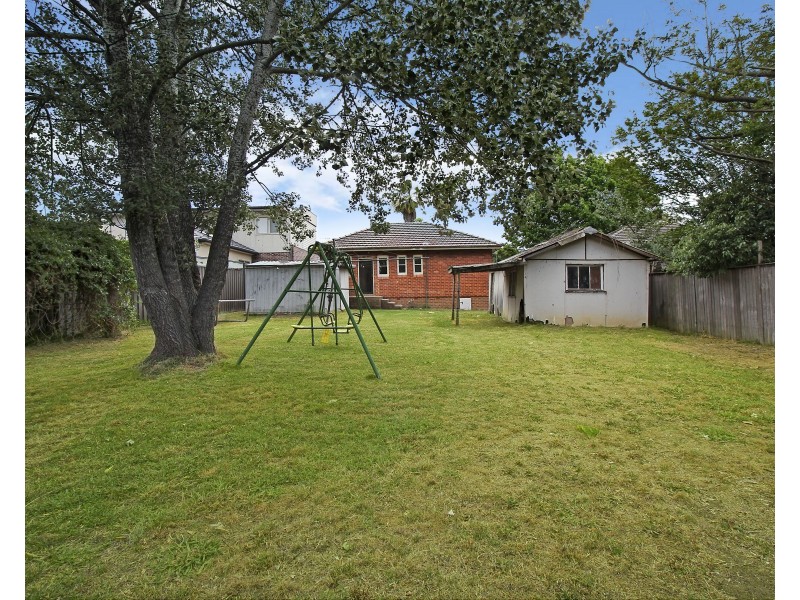 7 Sixth Avenue, Seven Hills NSW 2147