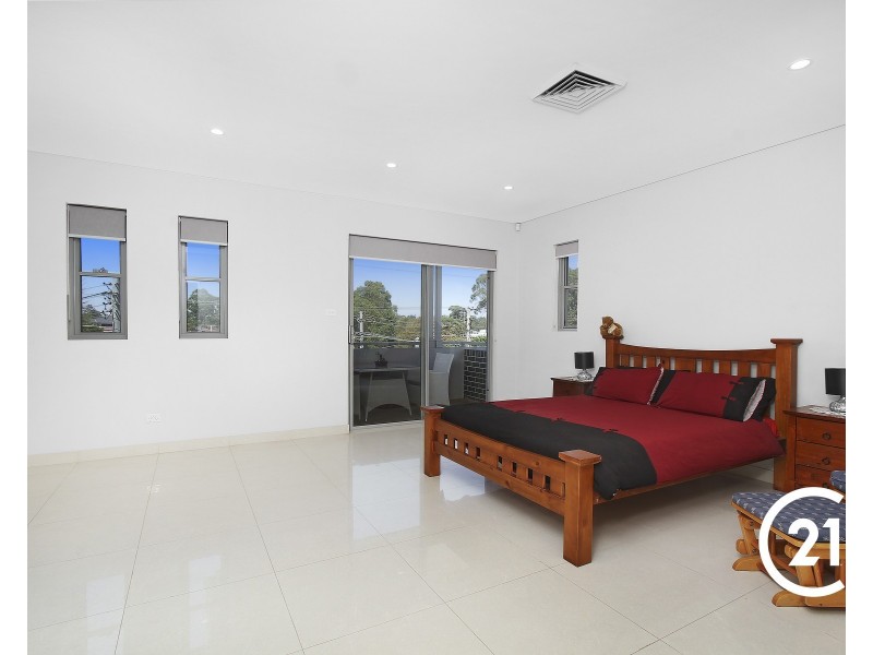 39 Leabons Lane, Seven Hills NSW 2147