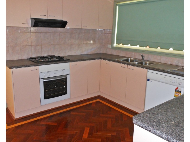 1 Olive Lee Street, Quakers Hill NSW 2763