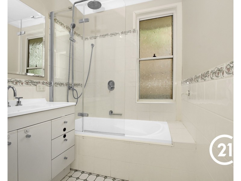 72 Endeavour Street, Seven Hills NSW 2147