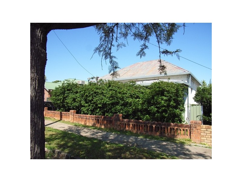 West Tamworth NSW 2340