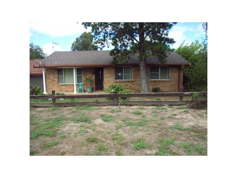 15 Dorothy Avenue, Kootingal NSW 2352