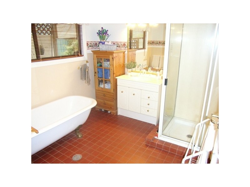 120 Upper Street, East Tamworth NSW 2340