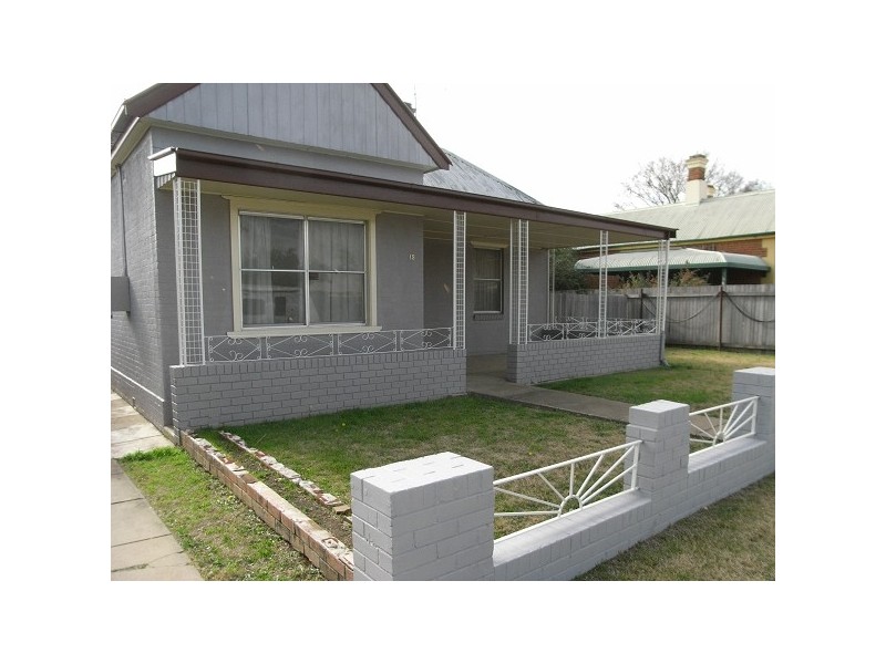 19 William Street, West Tamworth NSW 2340