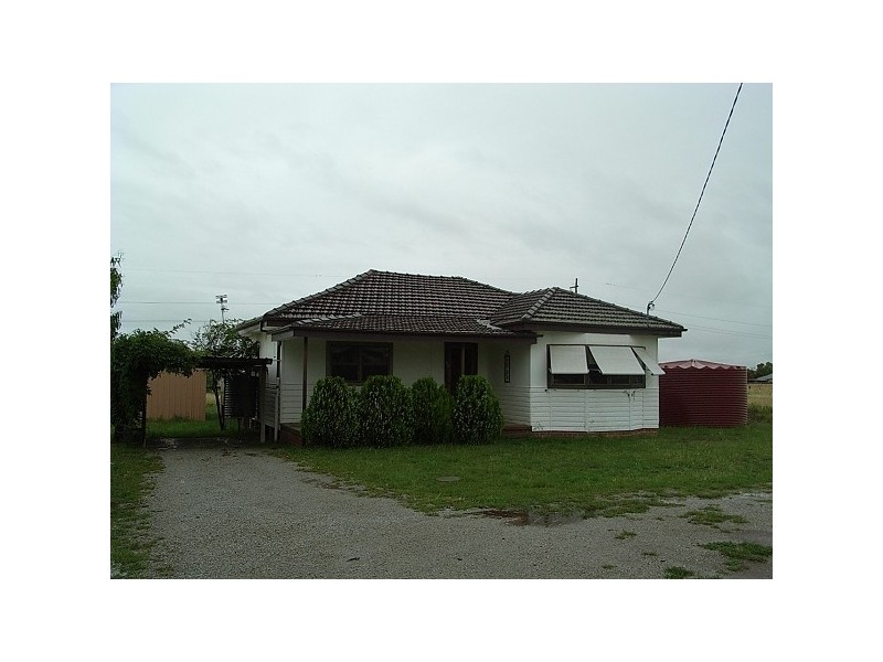 1A WARWICK ROAD, South Tamworth NSW 2340