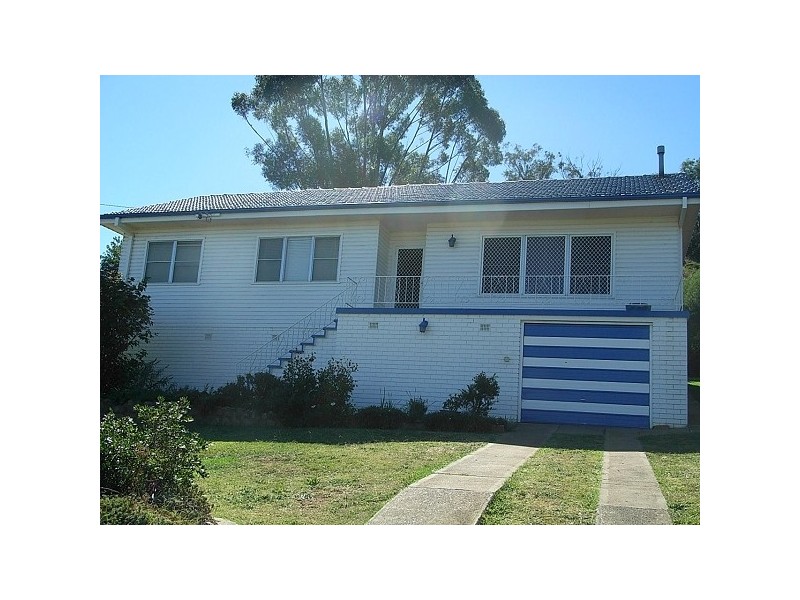 242 Johnston Street, Tamworth NSW 2340
