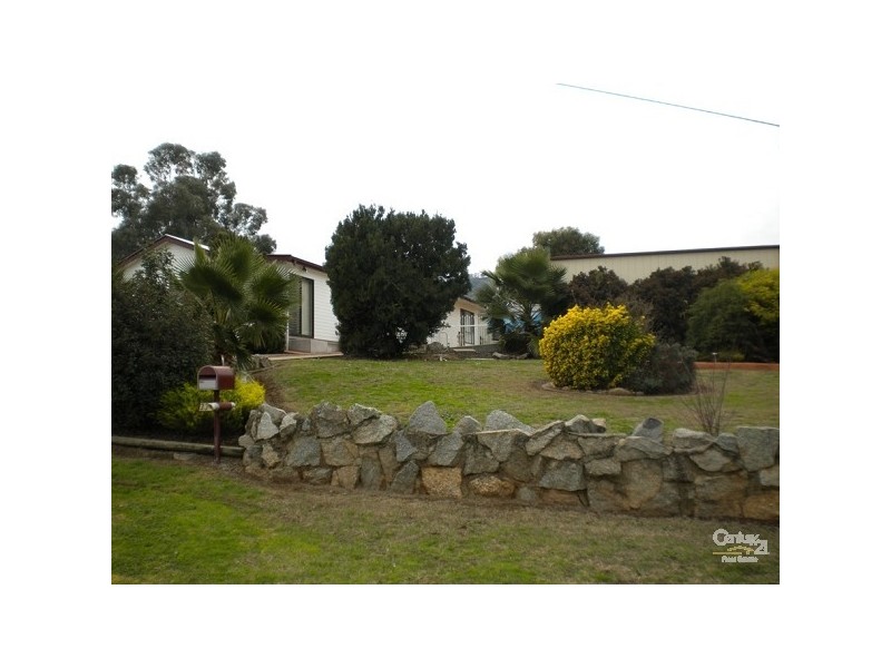 334 Armidale Road, Tamworth NSW 2340