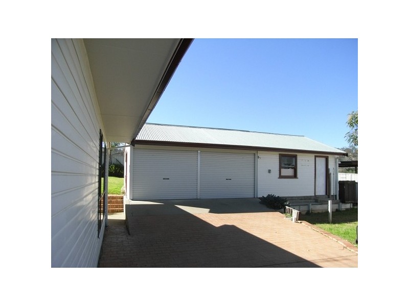 334 Armidale Road, Tamworth NSW 2340
