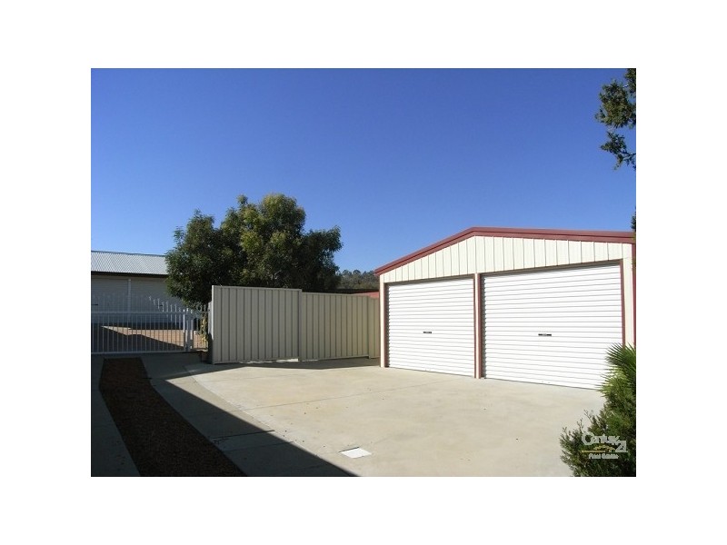 334 Armidale Road, Tamworth NSW 2340