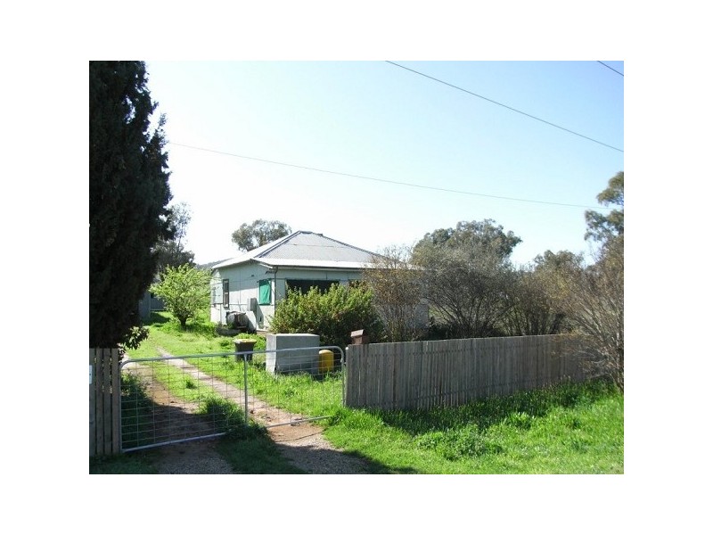 906 Kamilaroi Highway, Braefield NSW 2339