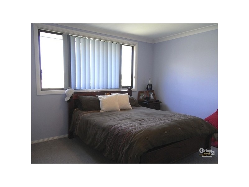20 Leonora Crescent, Kootingal NSW 2352