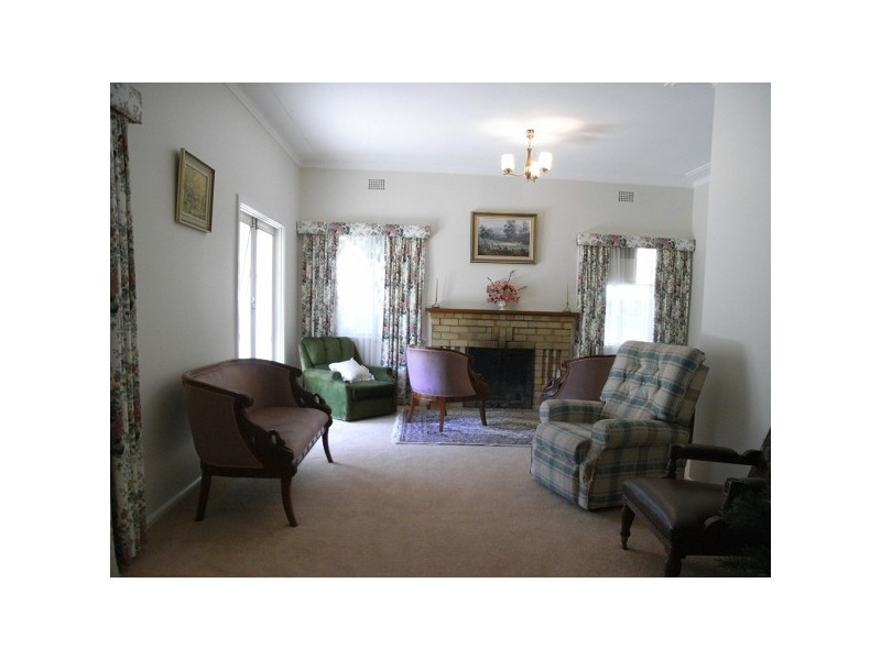 18 Janison Street, Tamworth NSW 2340