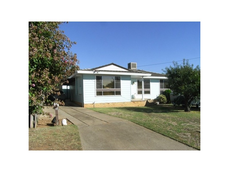 42 David Street, Tamworth NSW 2340