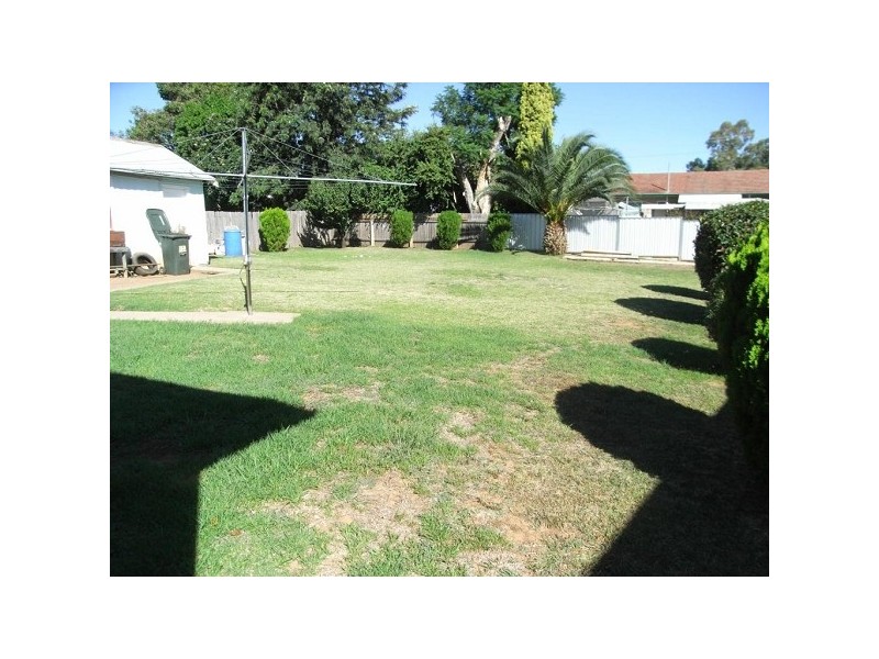 42 David Street, Tamworth NSW 2340