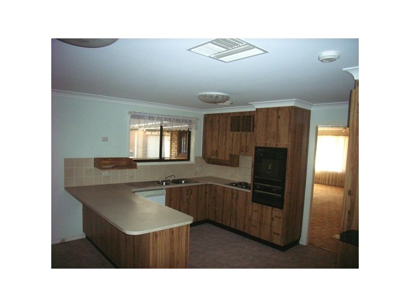 21 Ford Street, Tamworth NSW 2340