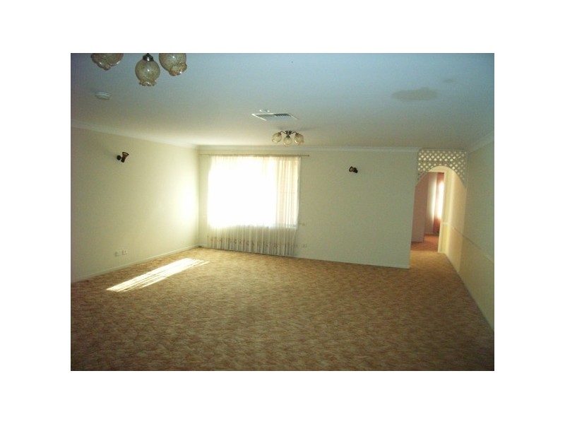 21 Ford Street, Tamworth NSW 2340