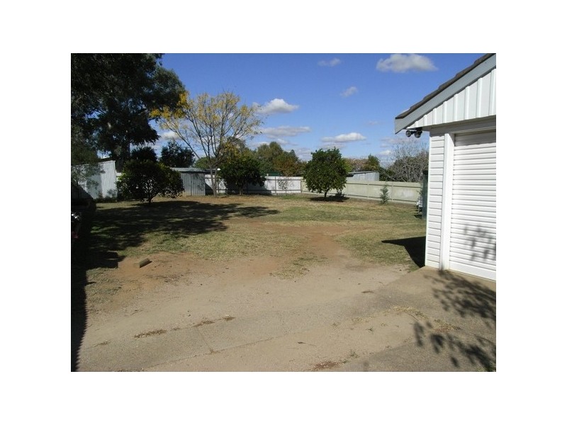 9 Dayal Street, Tamworth NSW 2340