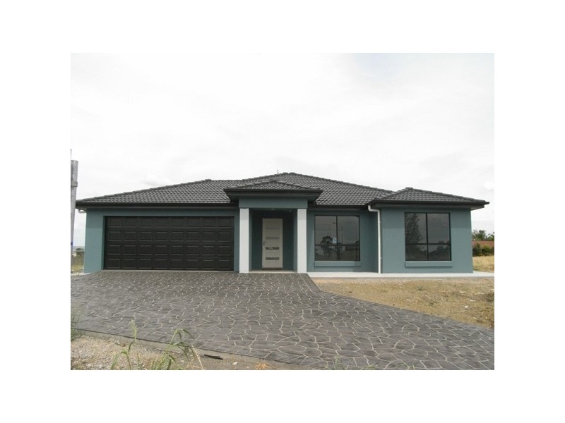 10 Gungurru Close, Calala NSW 2340