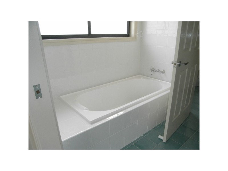 10 Gungurru Close, Calala NSW 2340