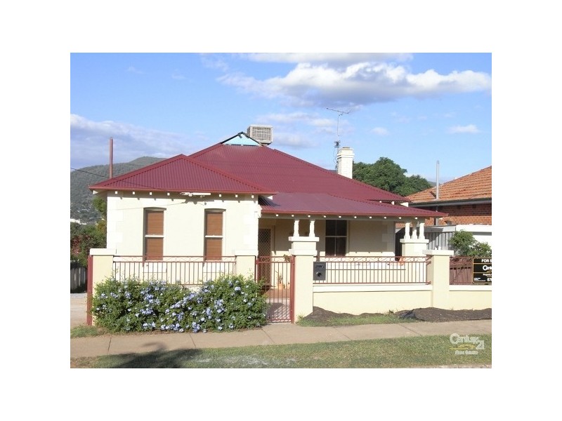 92 Crown Street, Tamworth NSW 2340