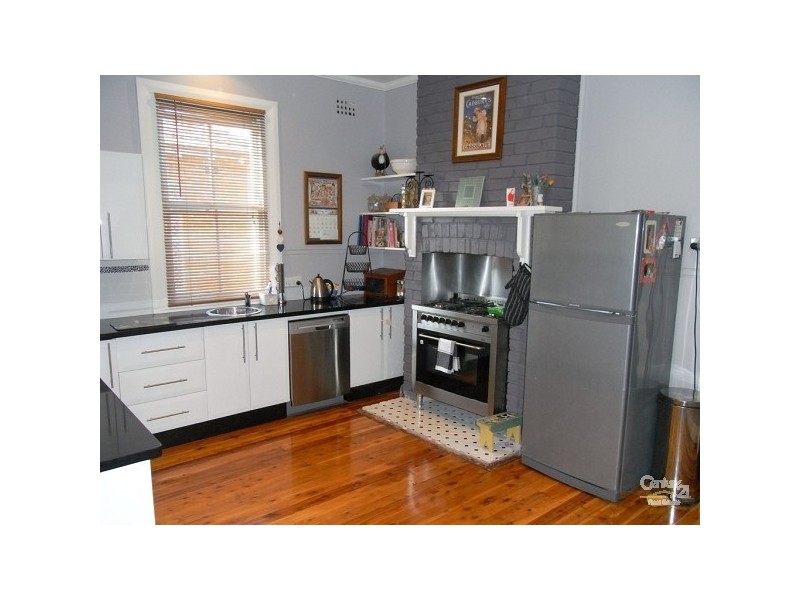 92 Crown Street, Tamworth NSW 2340