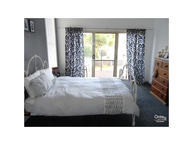 92 Crown Street, Tamworth NSW 2340