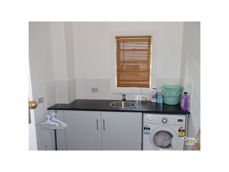 92 Crown Street, Tamworth NSW 2340