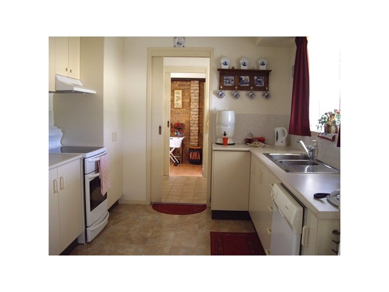 36 Cobb and Co Circuit, Tamworth NSW 2340