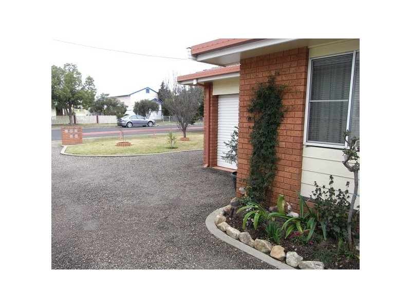 1/18 Lydia Street, Tamworth NSW 2340