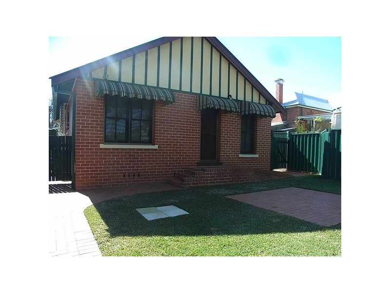 104a Brisbane Street, Tamworth NSW 2340