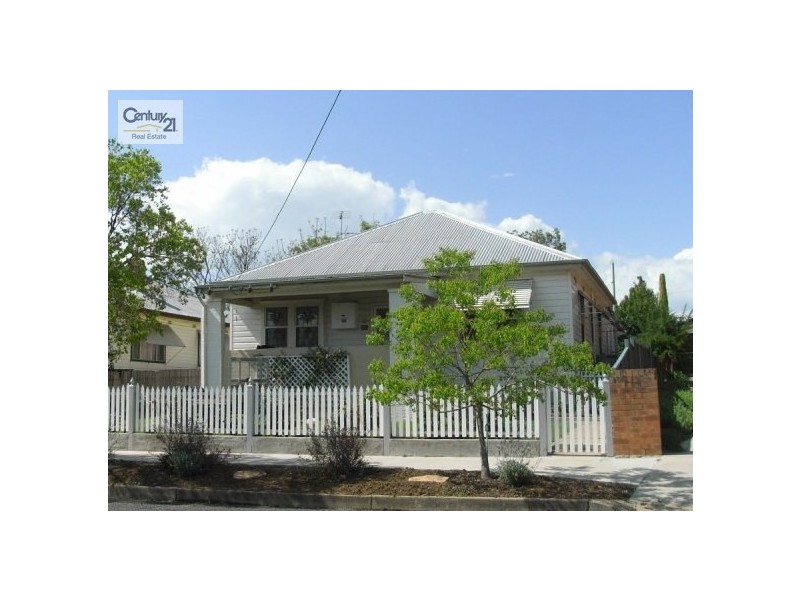 4 Thomas Street, Tamworth NSW 2340