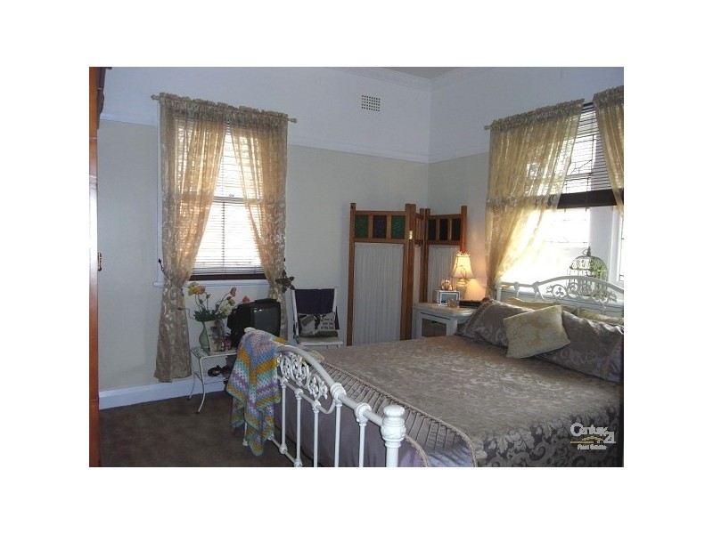 4 Thomas Street, Tamworth NSW 2340